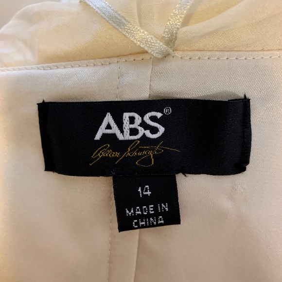 100% Silk Dress - Picture 5 of 6